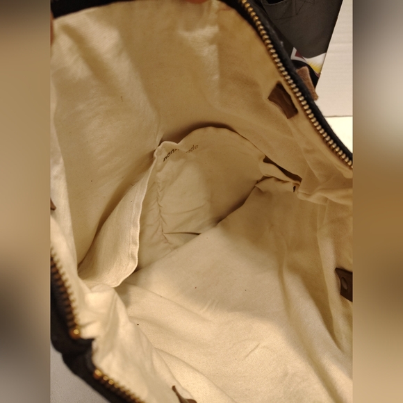 Nan-made Leather And Wool Purse - Picture 5 of 12